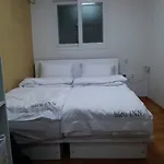 Hotel Familia Inn